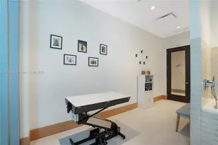 700 NE 26th Terrace, Miami, FL 33137 - Photo 32