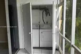 3361 NW 47th Terrace, Lauderdale Lakes, FL 33319 - Photo 10