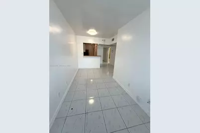 100 Lincoln Road #1027, Miami Beach, FL 33139 - Photo 4