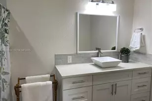 417 Cherry Tree Dr, Sebring, FL 33876 - Photo 20