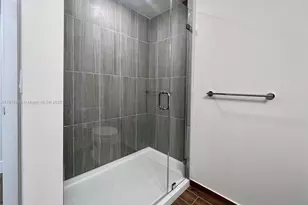 5250 NW 84th Ave, Doral, FL 33166 - Photo 6