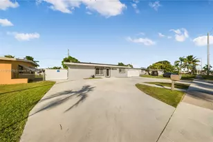 14465 SW 288th St, Homestead, FL 33033 - Photo 2