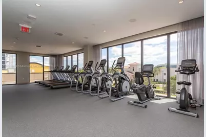 5250 NW 84th Ave #1-0813, Doral, FL 33166 - Photo 10