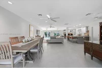 2662 NE 3rd St, Pompano Beach, FL 33062 - Photo 26