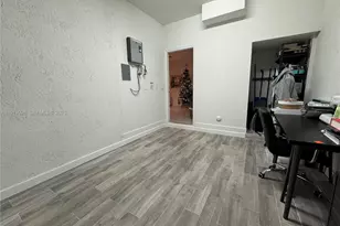 12563 NW 24th Ave, Miami, FL 33167 - Photo 32