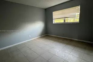 6840 Pembroke Rd, Pembroke Pines, FL 33023 - Photo 4