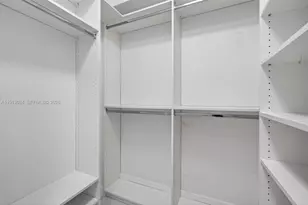 5077 NW 7th St, Miami, FL 33126 - Photo 20