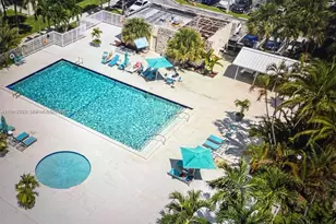 20200 W Country Club Dr, Aventura, FL 33180 - Photo 20