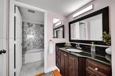 3200 N Port Royale Dr N #1009, Fort Lauderdale, FL 33308 - Photo 46