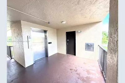 7900 NW 50th St #304, Lauderhill, FL 33351 - Photo 4