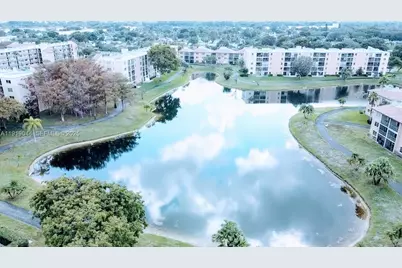 7900 NW 50th St #304, Lauderhill, FL 33351 - Photo 24