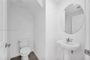 1400 SE 6th Rd, Homestead, FL 33034 - Photo 12