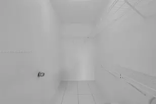 8045 NW 7th St, Miami, FL 33126 - Photo 18