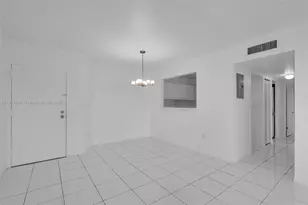 8045 NW 7th St, Miami, FL 33126 - Photo 6