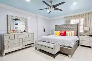 348 NE 118th St, Miami, FL 33161 - Photo 16