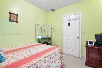 348 NE 118th St, Miami, FL 33161 - Photo 28