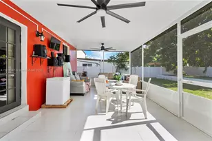 348 NE 118th St, Miami, FL 33161 - Photo 30