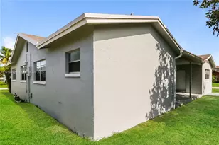 22458 SW 56th Ave, Boca Raton, FL 33433 - Photo 14