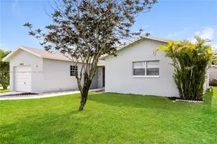 22458 SW 56th Ave, Boca Raton, FL 33433 - Photo 2