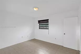 1300 NE 215th St, Miami, FL 33179 - Photo 12