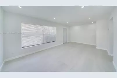 4155 SW 66th Ter #104, Davie, FL 33314 - Photo 2