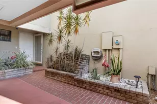 206 Washingtonia Ave, Lauderdale by the Sea, FL 33308 - Photo 4