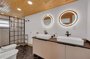 9000 NW 12th Ave, Miami, FL 33150 - Photo 40