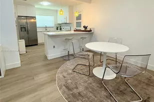 6250 SW 58th Pl, South Miami, FL 33143 - Photo 4