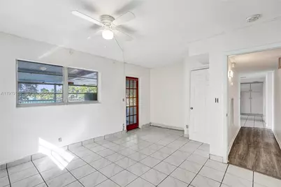 5551 SW 57th St, Davie, FL 33314 - Photo 14