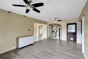 5551 SW 57th St, Davie, FL 33314 - Photo 6