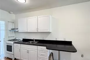 300 74th St, Miami Beach, FL 33141 - Photo 2