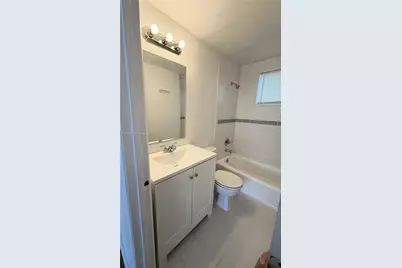 300 74th St #5, Miami Beach, FL 33141 - Photo 6