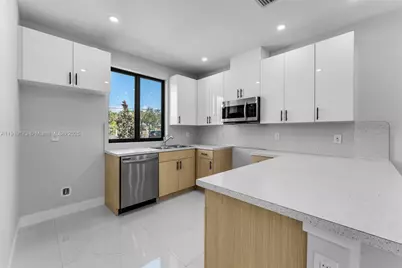 12330 SW 219th St, Miami, FL 33170 - Photo 6