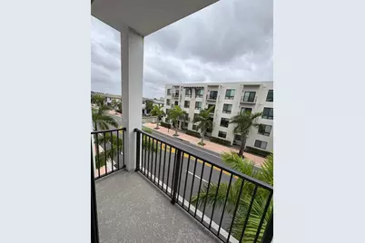 8201 NW 41st St #D-307, Doral, FL 33166 - Photo 10