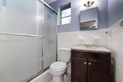 2840 NW 4th St, Miami, FL 33125 - Photo 12