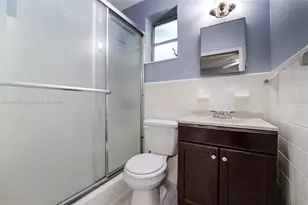 2840 NW 4th St, Miami, FL 33125 - Photo 12