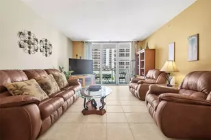 3001 S Ocean Dr, Hollywood, FL 33019 - Photo 4