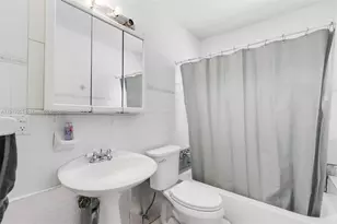 17860 NE 9th Pl, North Miami Beach, FL 33162 - Photo 44