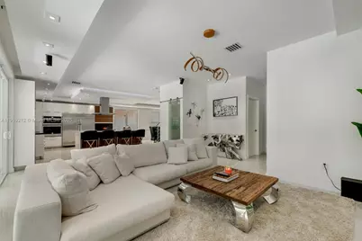 10629 NW 54th St #10629, Doral, FL 33178 - Photo 12