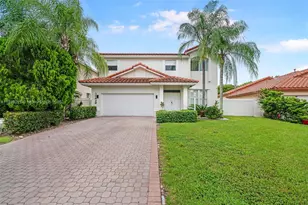 10629 NW 54th St, Doral, FL 33178 - Photo 2