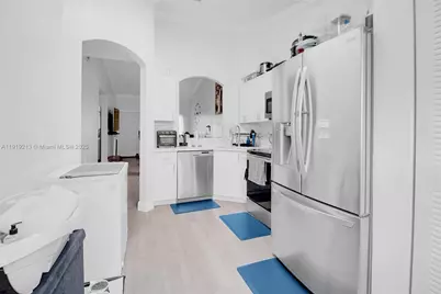 2125 NW 77th Way #203, Pembroke Pines, FL 33024 - Photo 12