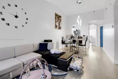 2125 NW 77th Way #203, Pembroke Pines, FL 33024 - Photo 8