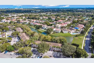 2125 NW 77th Way #203, Pembroke Pines, FL 33024 - Photo 30