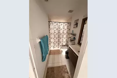 7350 NW 114th Ave #201, Doral, FL 33178 - Photo 8