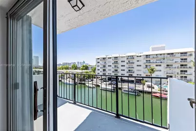 3642 NE 171st St #405, North Miami Beach, FL 33160 - Photo 4