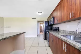 592 NE 150th St, Miami, FL 33161 - Photo 10