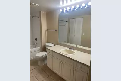 520 SE 5th Ave #1607, Fort Lauderdale, FL 33301 - Photo 12