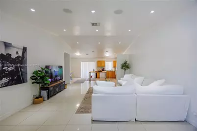 2713 NW 123rd Ave, Coral Springs, FL 33065 - Photo 4