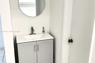 18900 NE 3rd Ct, Miami, FL 33179 - Photo 12