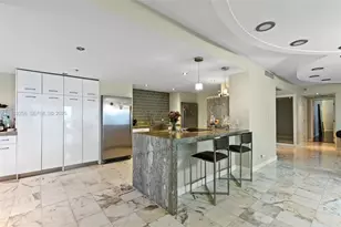 1800 NE 114th St, Miami, FL 33181 - Photo 8